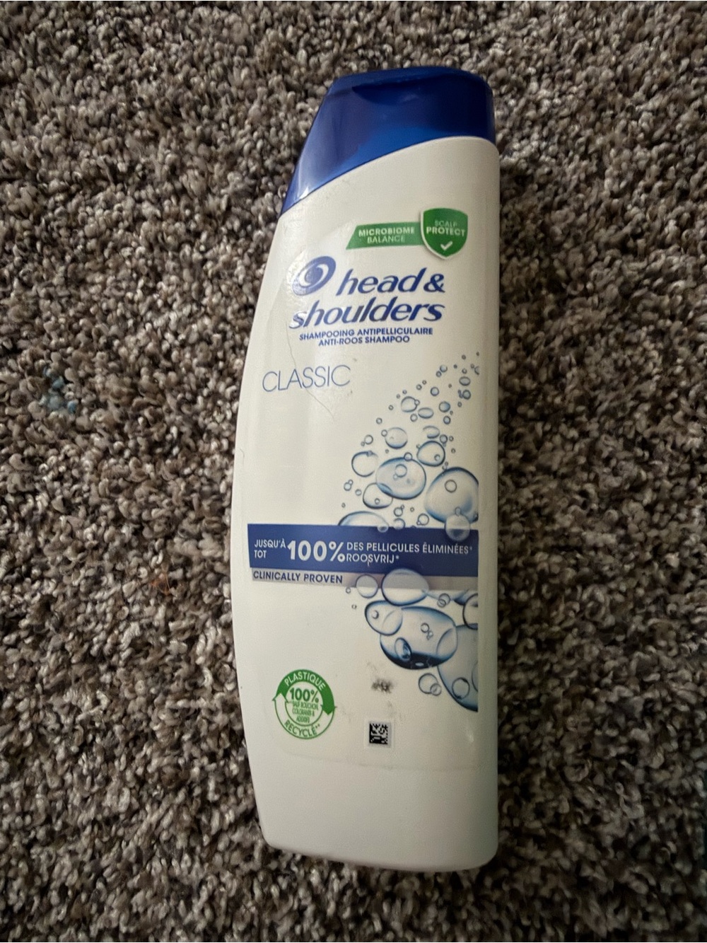 Head & Shoulders Classic Anti-Dandruff Shampoo - White & Blue Bottle